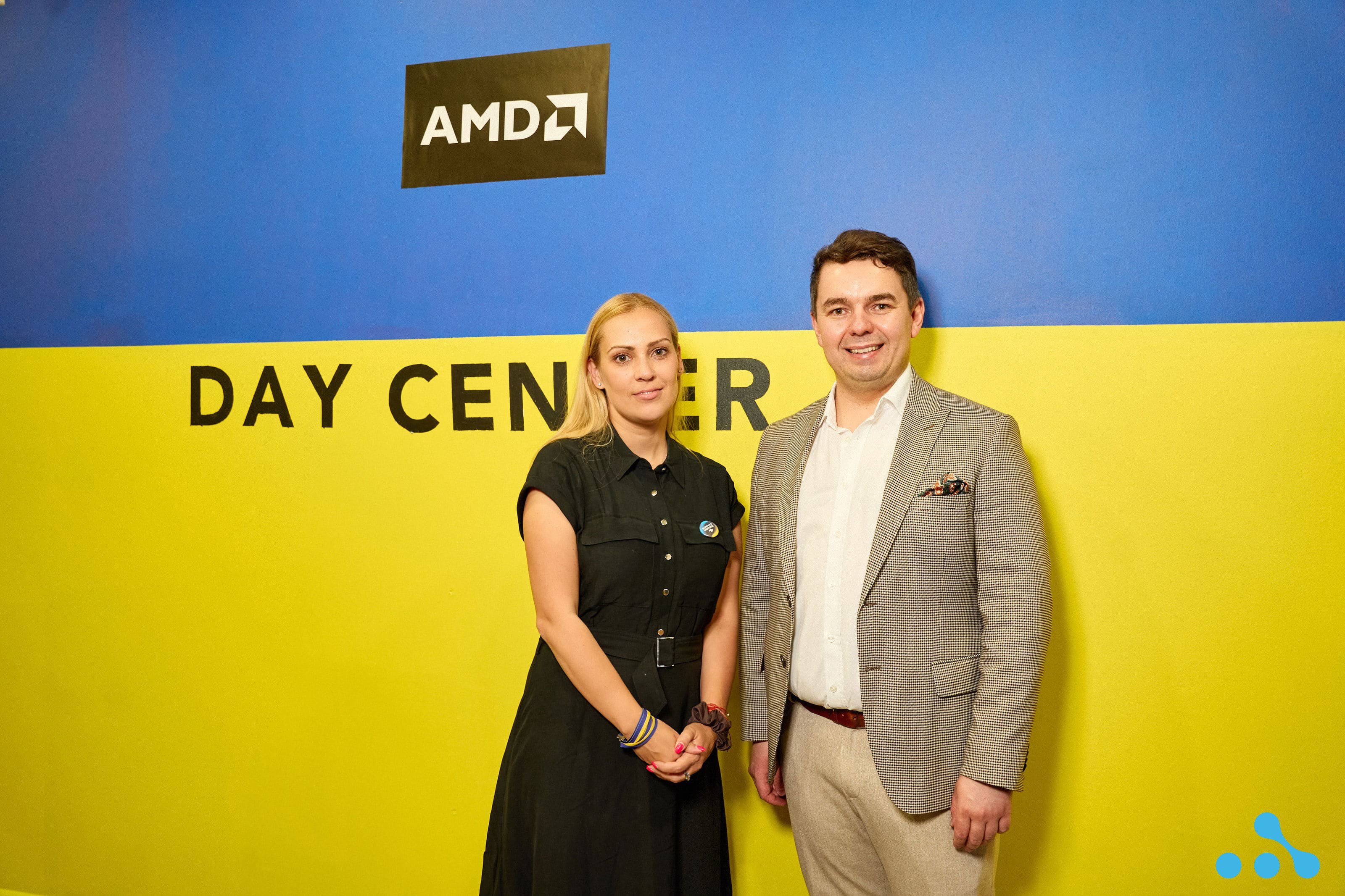 In the photo: Alena Dalskaya-Latosiewicz, chief communications officer at WePlay Holding, and Marcin Czeczot, FPS Center founder. Photo: WePlay Holding